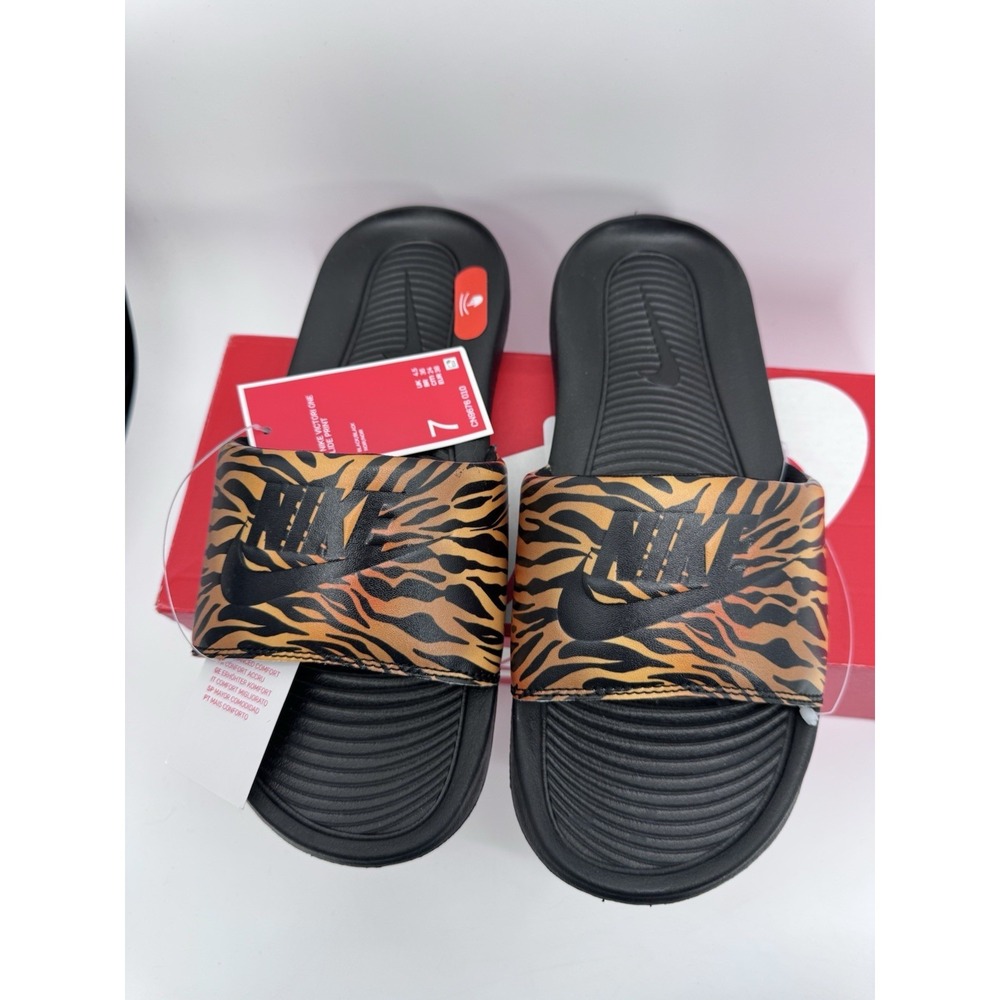 Nike Victori One Slides Sandals CN9676-010 Animal Print Women's New Size 7 Box - Picture 2 of 6
